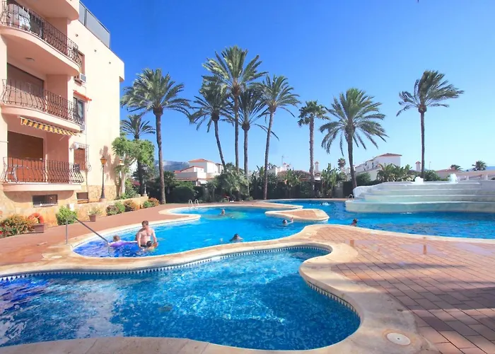 Casa El Retiro Iii * دينايا